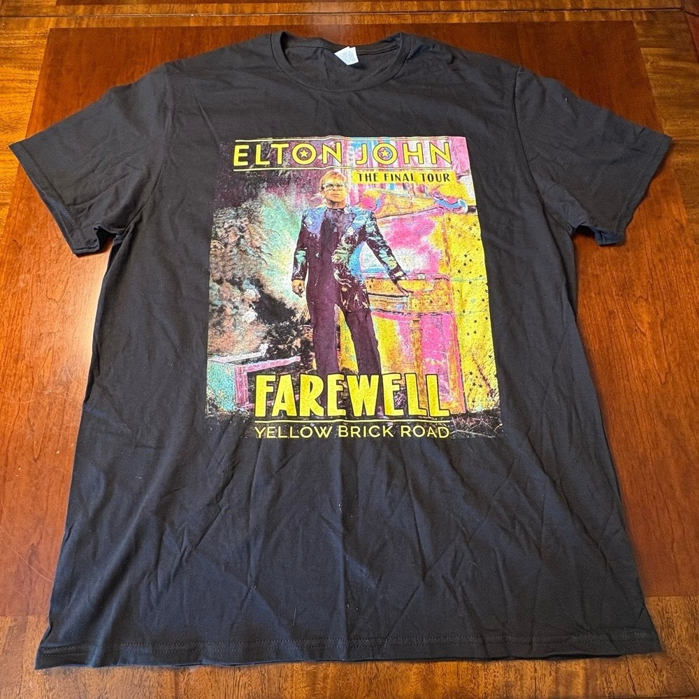 Elton John Farewell Yellow Brick Road Final Tour T-Shirt XL